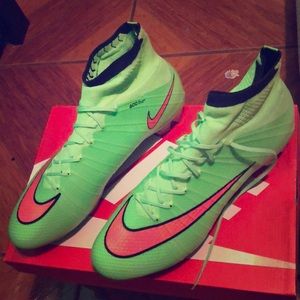 Soccer Nike shoes mercurial Victory V CR FG